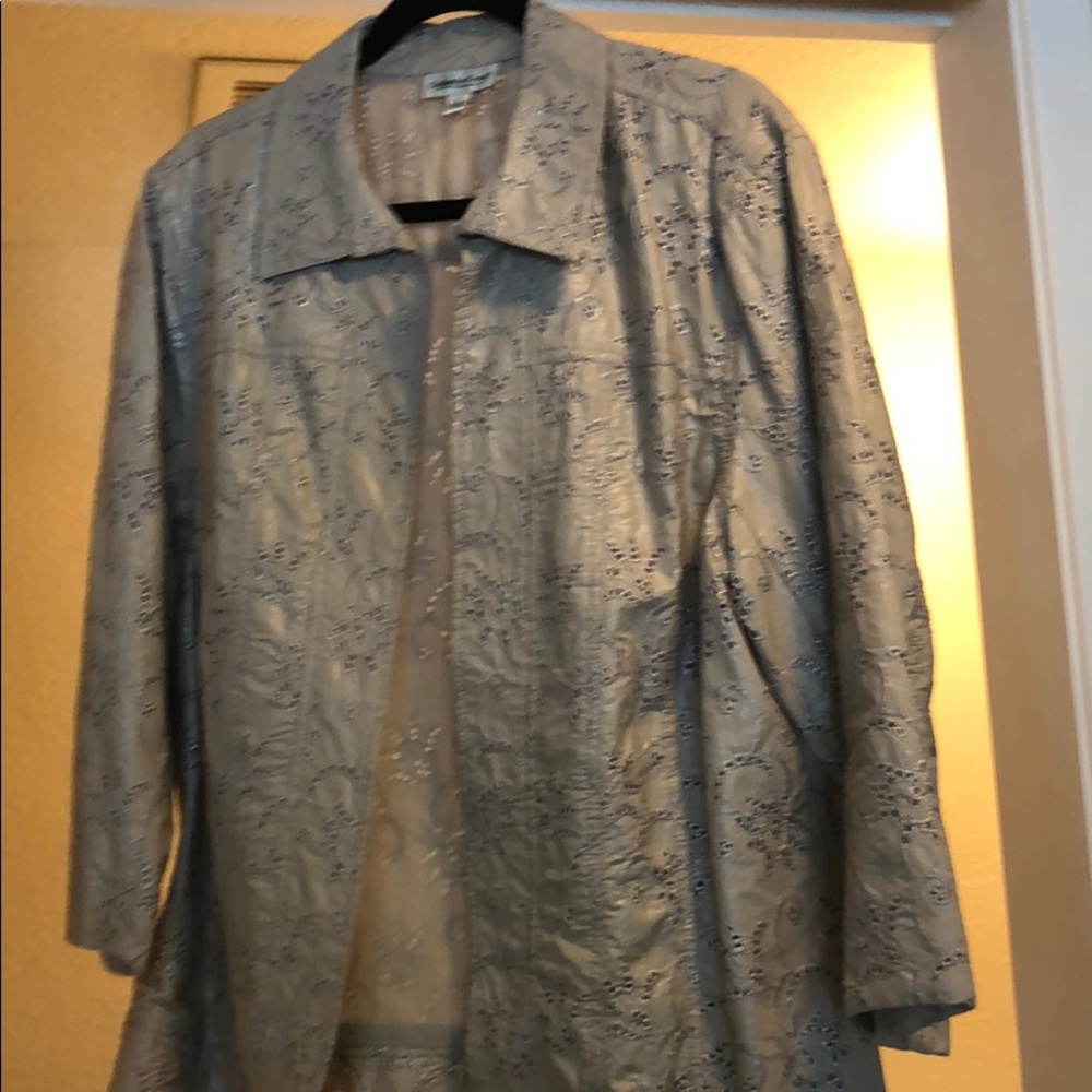 Coldwater Crk blazer Size L tan w/ silver shimmer